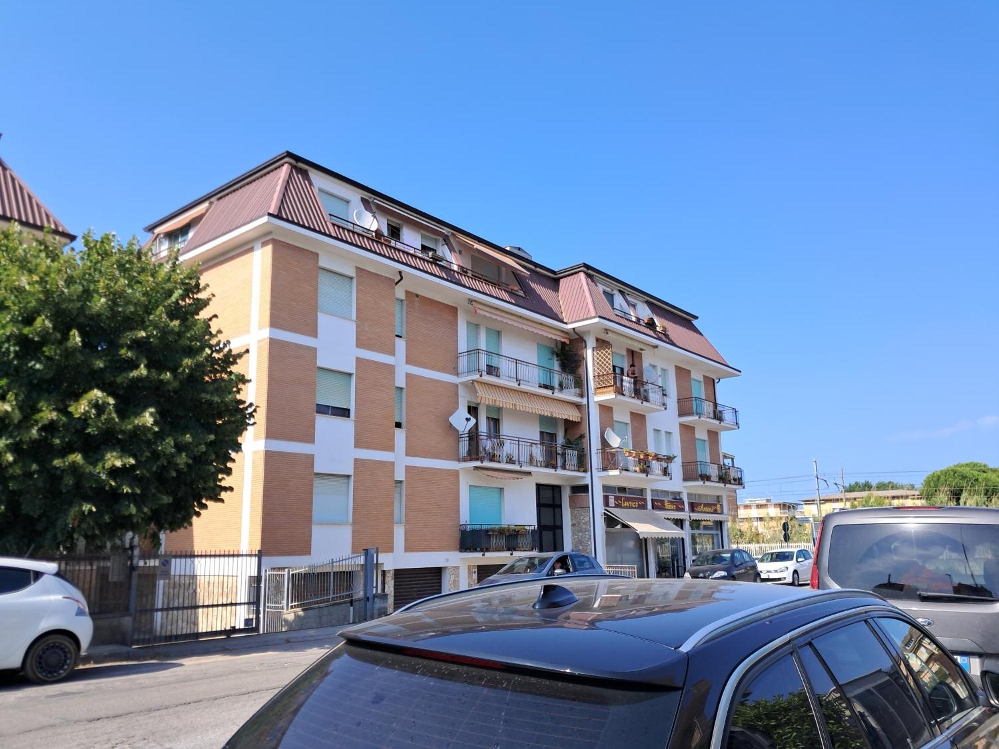 Appartement Roses House à Porto San Giorgio Extérieur photo
